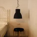 The Narrow Lane Apartment