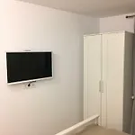 The Narrow Lane Apartment