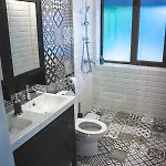 The Narrow Lane Apartment *