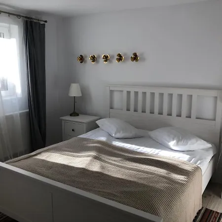 Bb's Cosy Брашов