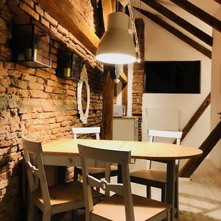 Bb's Cosy Apartman Brassó