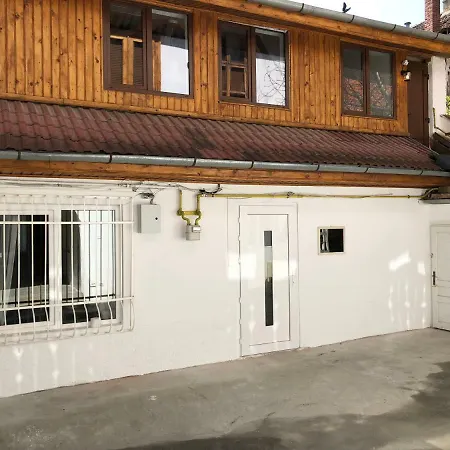 Bb's Cosy Apartman Brassó