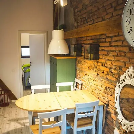 Bb's Cosy Brassó