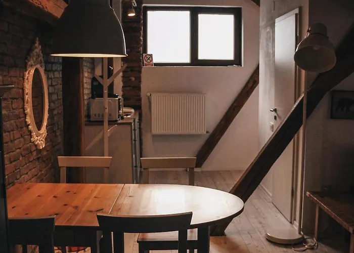 The Narrow Lane Apartment