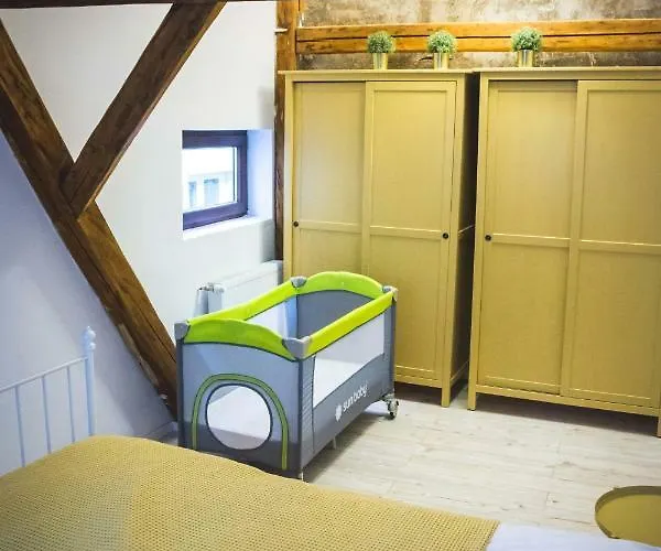 The Narrow Lane ブラショフ